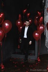 Миниатюра Мужчина TIM Автовокзал Фотография 