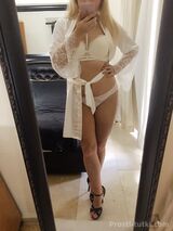 Миниатюра Индивидуалка Каролина  Пионерский Фотография 