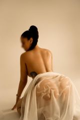 Миниатюра Индивидуалка Санта Центр Фотография 