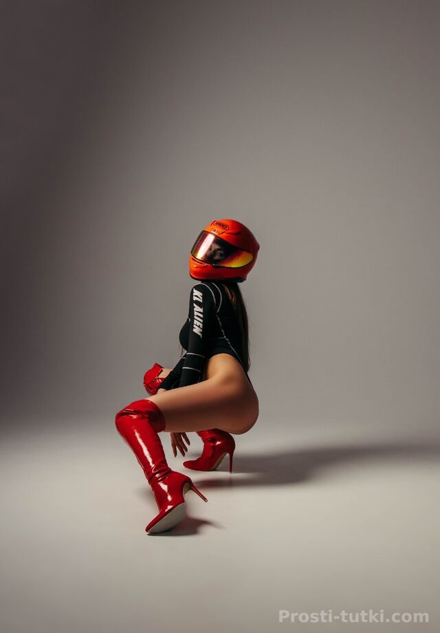 Индивидуалка Крис Академический Фотография 